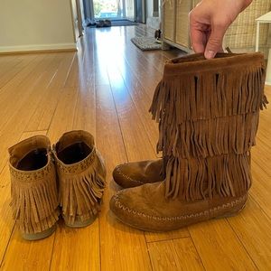 2 pairs of women’s boots (size 8)